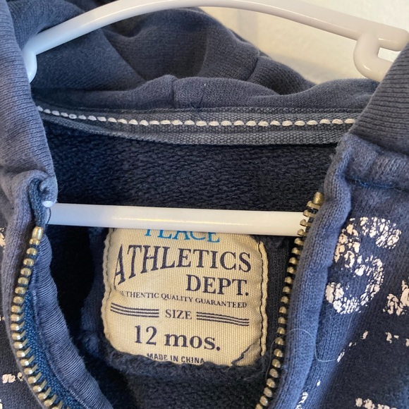 Children’s Place Zip Up - Picture 3 of 3
